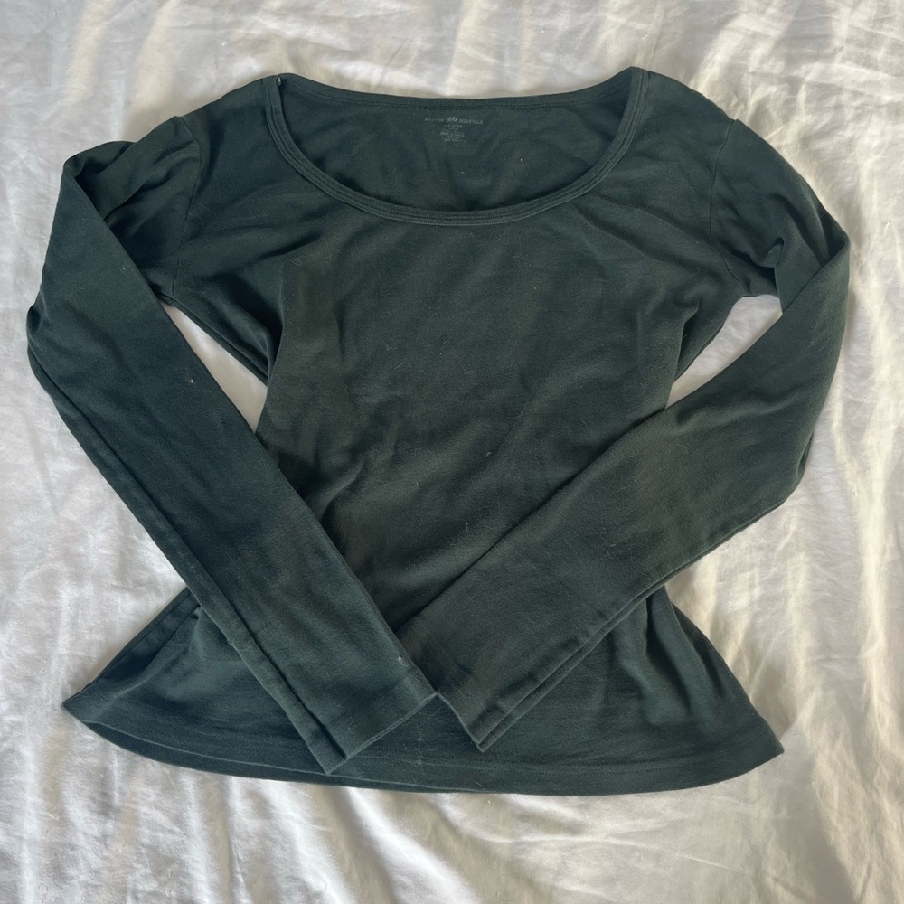 Brandy Melville forest green coquette long sleeve